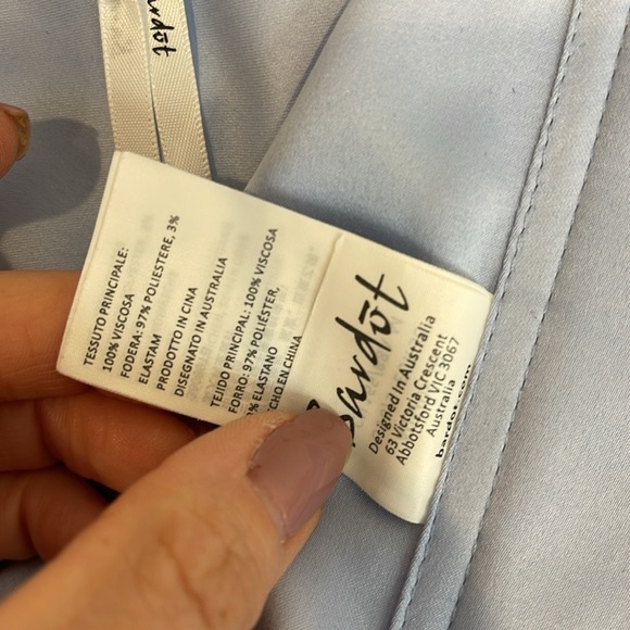 Bardot Women's Floral Print Off Shoulder Crop Top Blue Red Size 6 - Picture 9 of 9